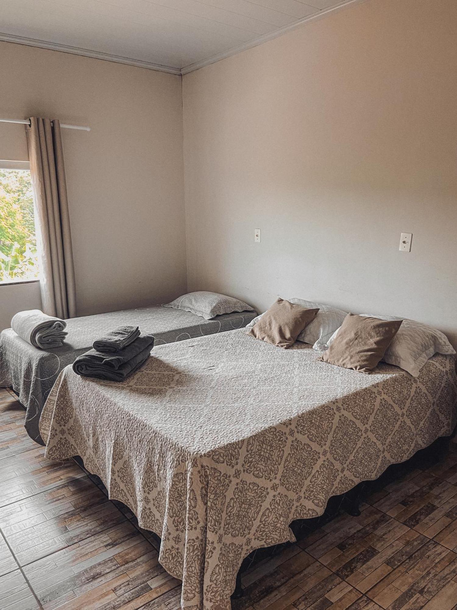 Hostel Network - Quartos Privativos Anápolis Eksteriør billede